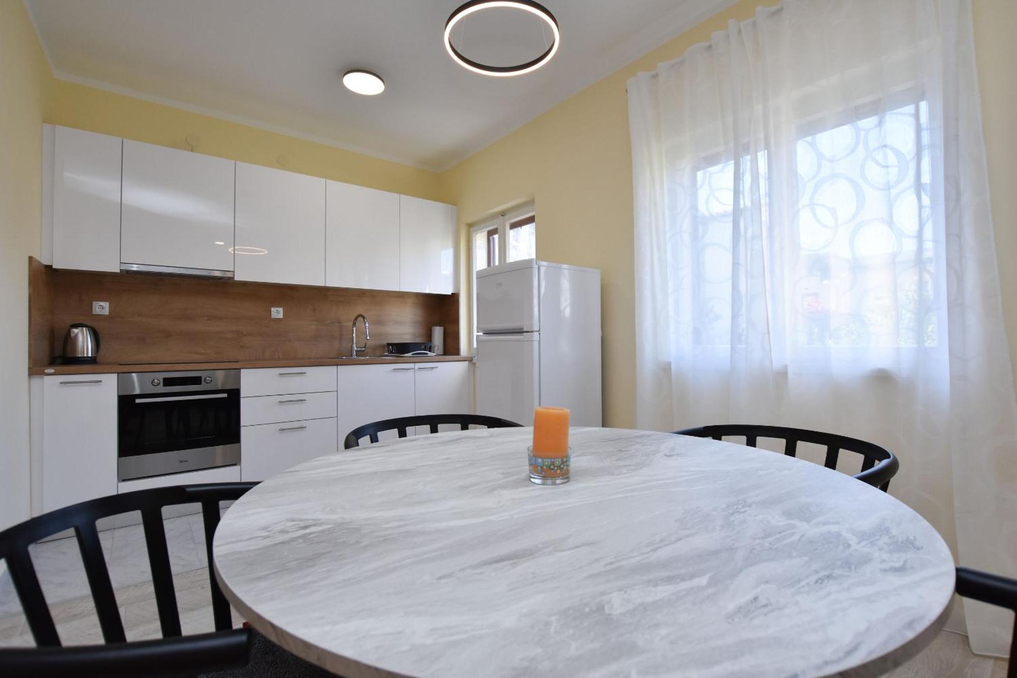 Apartment Ruzica プリモシュテン エクステリア 写真